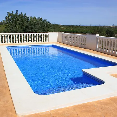 Villa Sierra De *